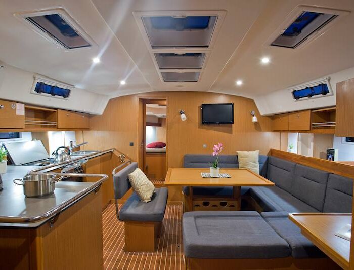 Bavaria 45BT - Bonata - interiér