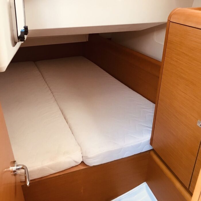 Jeanneau Sun Odyssey 449 - winx - zadní kajuta