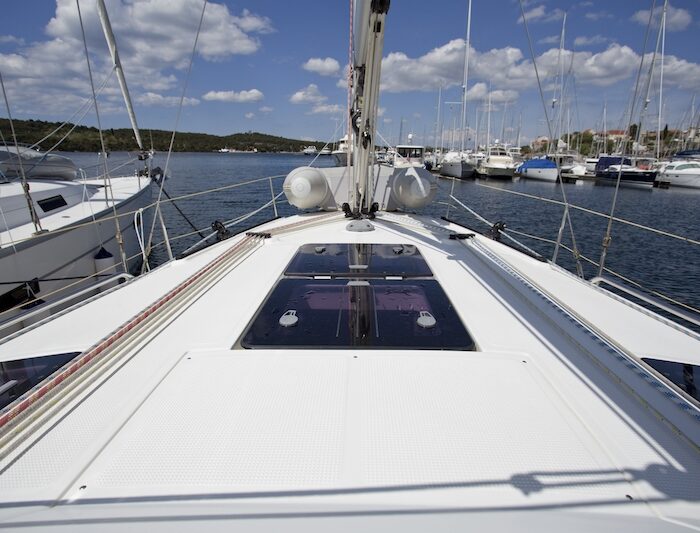 Bavaria 36 Cruiser - paluba lodi