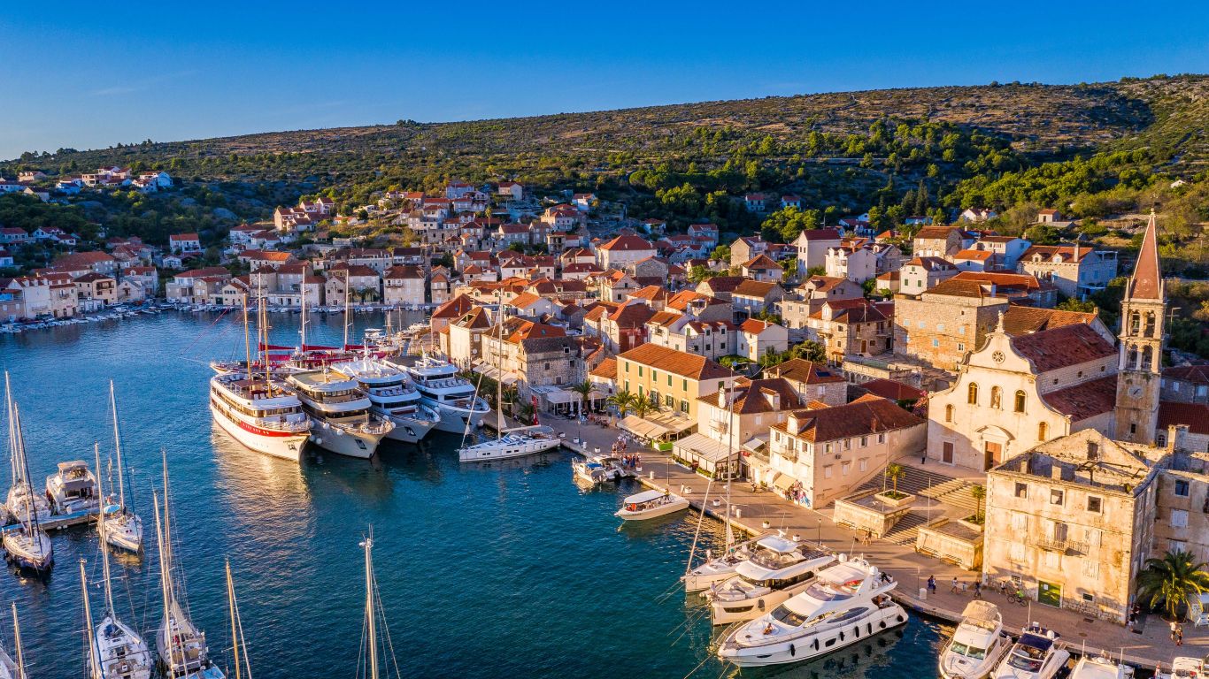 Milna, Brač, Chorvatsko