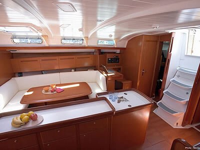 Beneteau Cyclades 50.5 salon