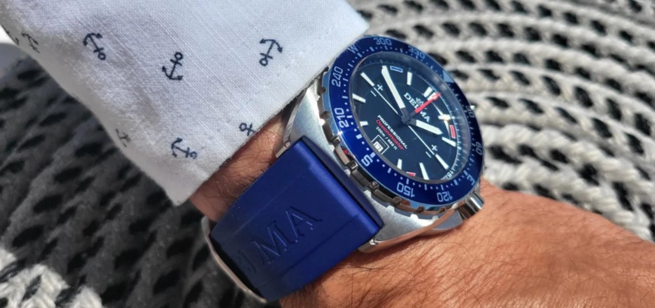 jachtařské hodinky Delma