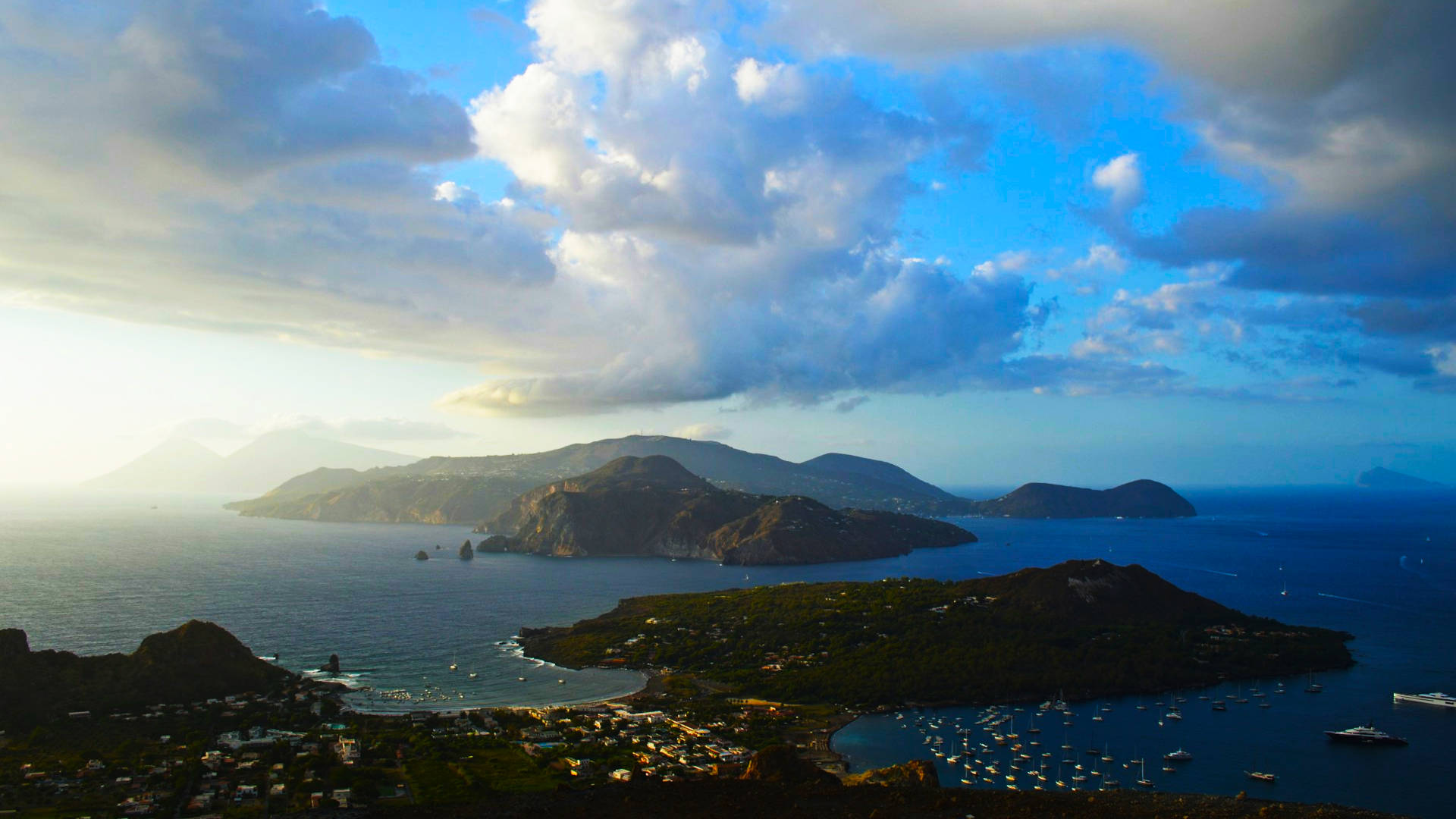Isola vulkán - plavba po Liparských ostrovech Isola vulkán - plavba po Liparských ostrovech