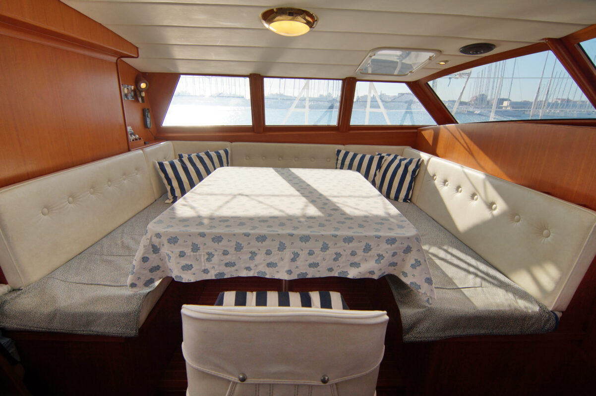 Decksaloon na lodi Reinke 15m