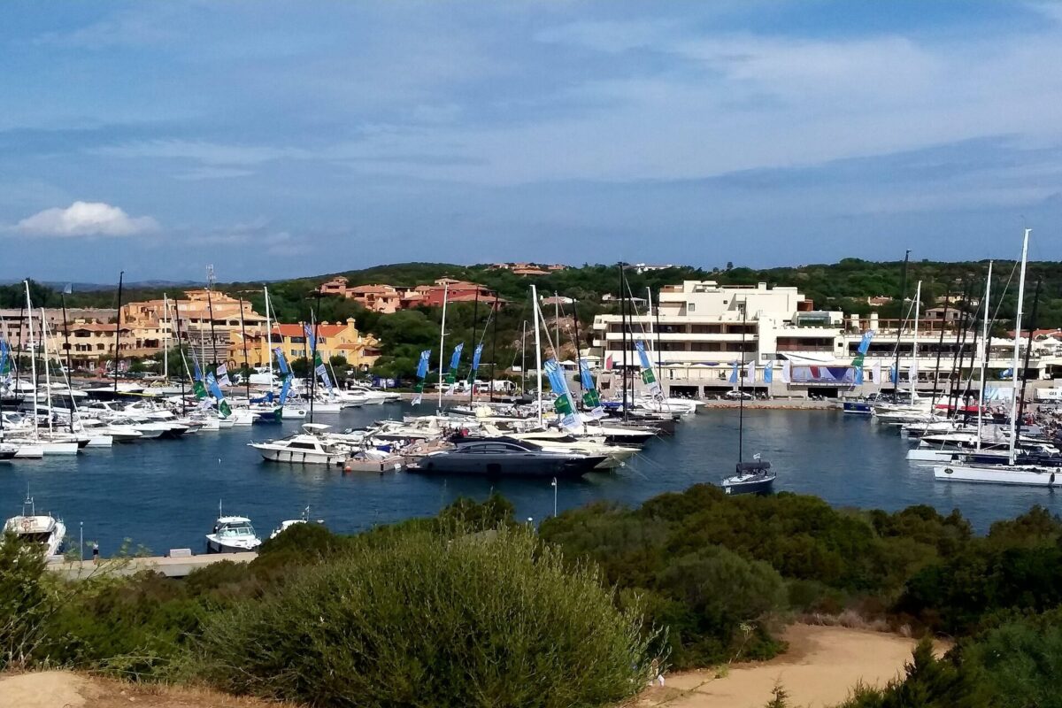 Itálie - přístav Porto Cervo