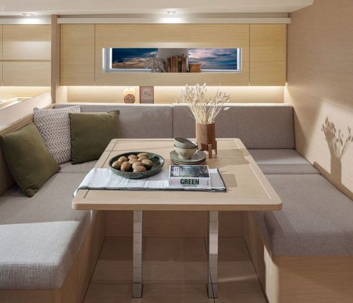 Solaris 40 - salon v interiéru