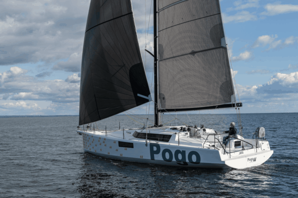 Sportovní plachetnice Pogo 44 - Pogo Structures