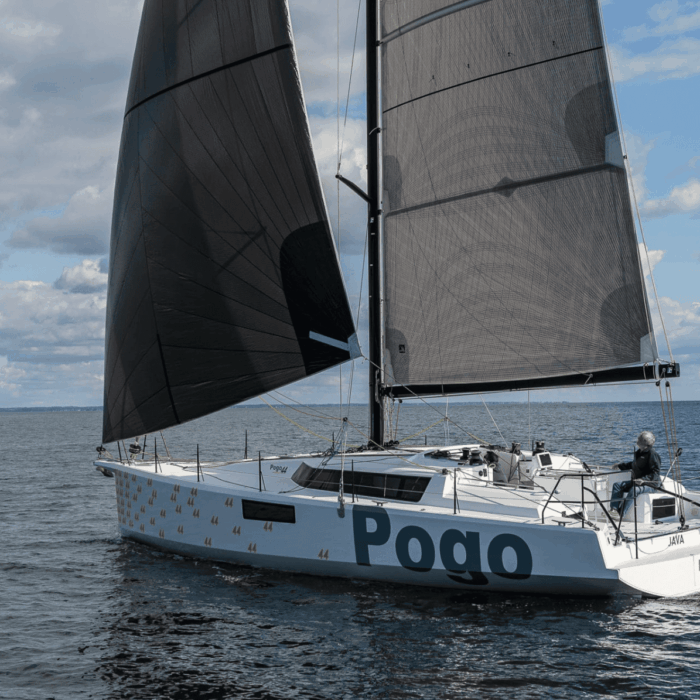 Sportovní plachetnice Pogo 44 - Pogo Structures